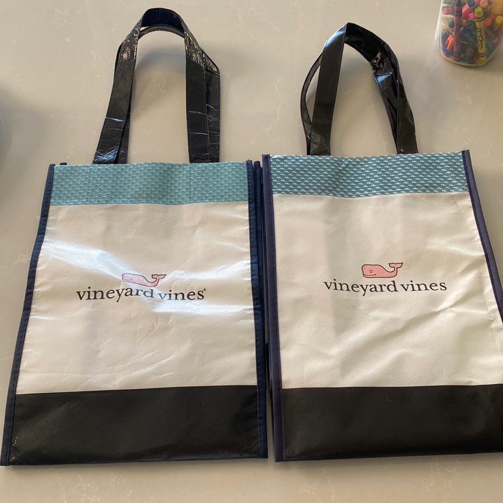 2 vineyard vine bags